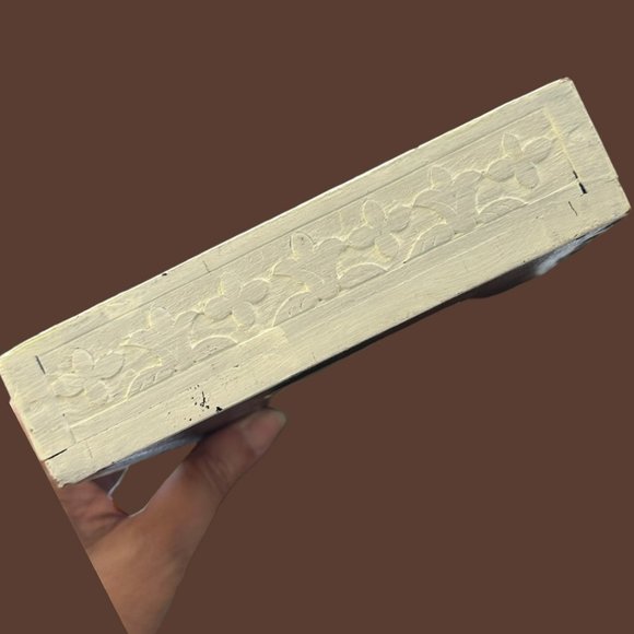 VINTAGE HANDMADE BALINESE CEMPAKA HOLY WOOD CIGAR /OR TRINKET BOX - Picture 6 of 10